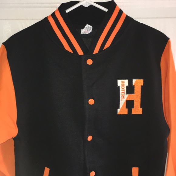 New Unisex Hooters Letterman Button Jacket M L XL - Picture 3 of 6